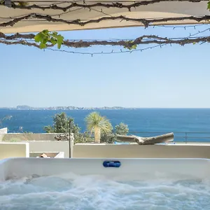 Les 3 Vue Piscine Marseilles